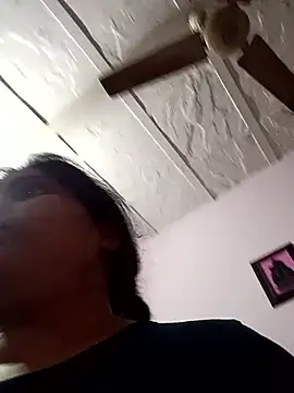 aliya-jaan71 online show from October 28, 2025, 7:46 pm