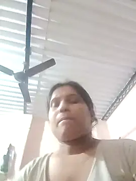 aliya-jaan71 online show from October 6, 2025, 2:07 pm