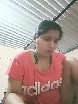 aliya-jaan71 online show from July 2, 2026, 5:08 pm