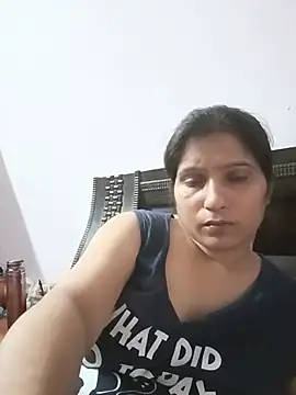 aliya-jaan71 online show from July 22, 2026, 8:00 pm