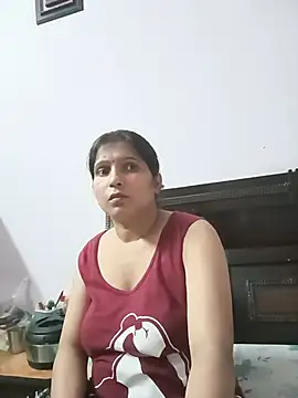 aliya-jaan71 online show from July 28, 2026, 6:20 pm