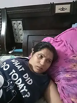 aliya-jaan71 online show from July 26, 2026, 12:34 pm
