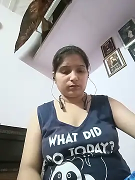 aliya-jaan71 online show from June 30, 2026, 5:13 pm