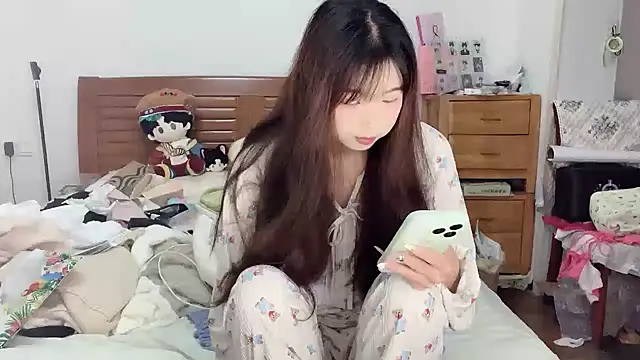 Akong11 online show from September 30, 2025, 3:29 pm