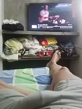 carluis2 online show from June 1, 2026, 7:24 pm