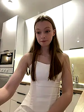 FriendlyFire 18 online show from September 30, 2025, 5:52 pm