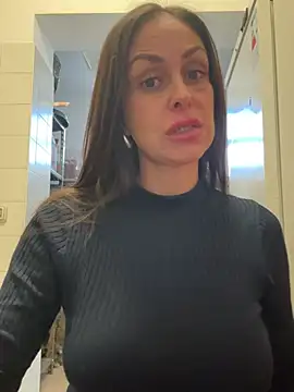 ainaht online show from January 10, 2026, 8:42 am