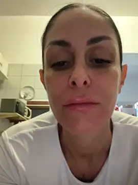 ainaht online show from February 8, 2026, 8:45 am