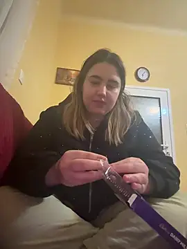 marouska official online show from March 3, 2026, 4:08 am