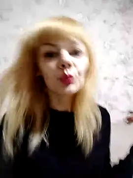 AliceSwan1122 online show from October 3, 2025, 2:29 pm