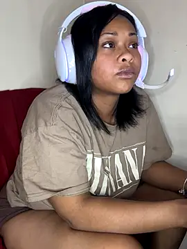 Snapshot of GoddessFatPuss chatting on December 16, 2025, 7:56 am GoddessFatPuss online show from December 16, 2025, 7:56 am