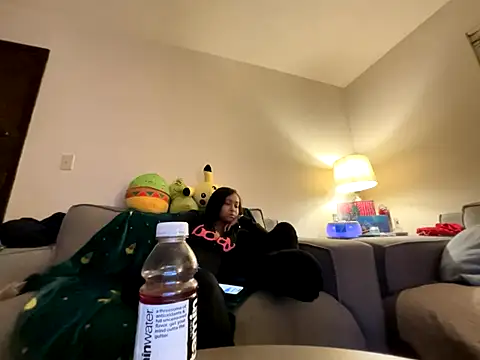 Snapshot of GoddessFatPuss chatting on December 15, 2025, 3:45 am GoddessFatPuss online show from December 15, 2025, 3:45 am