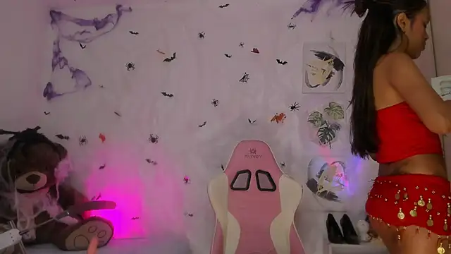 Susy spark online show from October 14, 2025, 11:14 pm