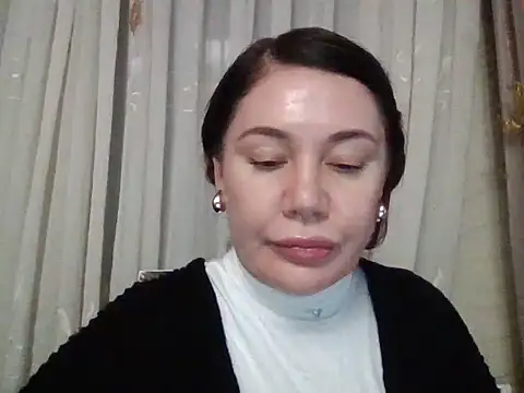 Lomivah online show from November 26, 2025, 4:18 pm