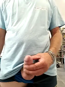 Francy36 online show from August 4, 2026, 5:06 pm