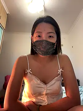 TiNa wiwi online show from October 24, 2025, 9:41 am