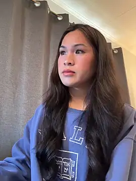 ZoeyJohnson online show from October 29, 2025, 2:32 am