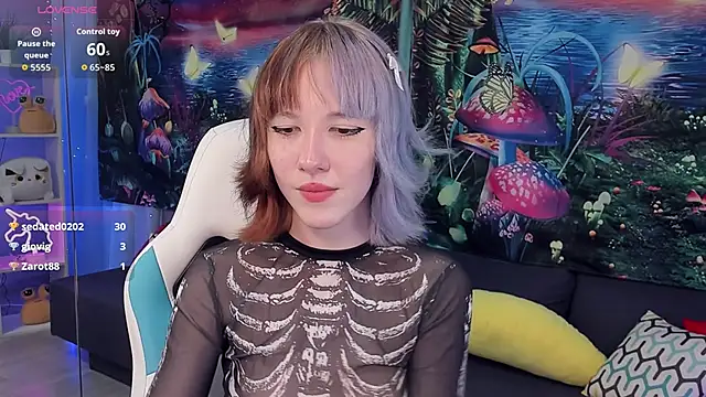 JessieRich online show from October 15, 2025, 10:34 am