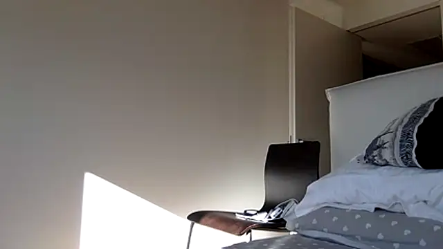 pancraziosocrate69 online show from November 23, 2025, 10:25 am