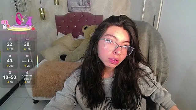 alllyson  online show from October 11, 2025, 7:48 pm