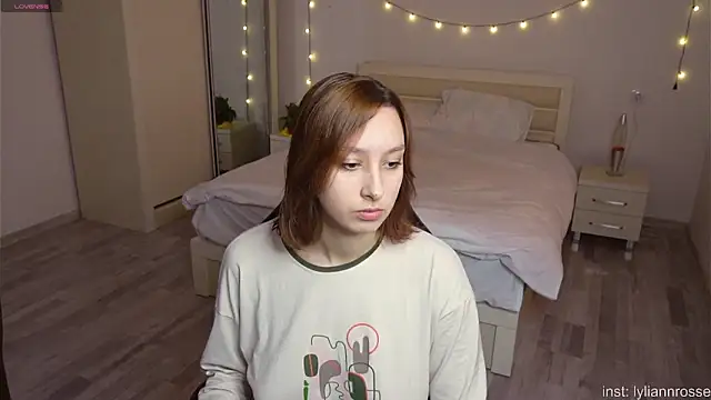 LilyannRosse online show from November 8, 2025, 7:12 am