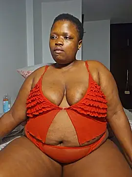 Snapshot of lady-zeei chatting on August 4, 2026, 6:56 pm lady-zeei online show from August 4, 2026, 6:56 pm
