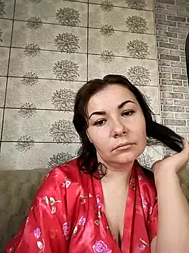 Mia24Blove online show from October 15, 2025, 6:22 am