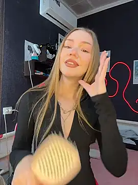 MilaMoone online show from February 21, 2026, 10:28 am