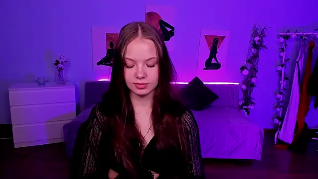 BetsyKiss online show from April 24, 2026, 5:04 pm