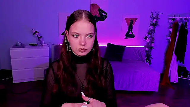 BetsyKiss online show from June 17, 2026, 5:12 pm