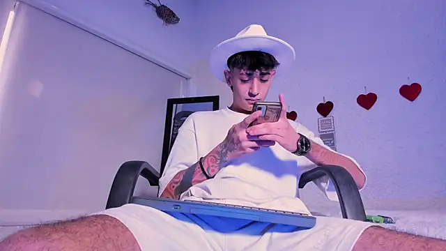 j martony online show from September 17, 2025, 12:18 pm