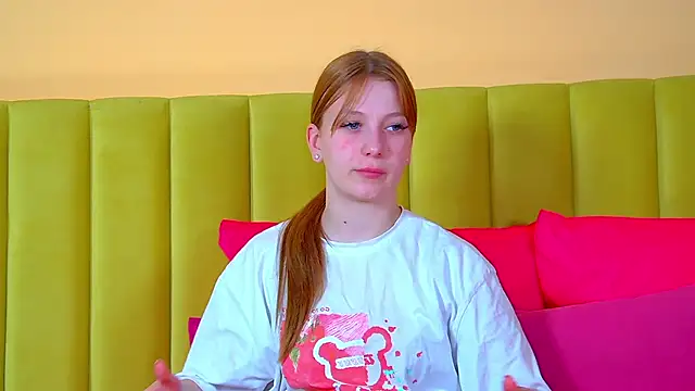 BeatriceBinoche online show from November 29, 2025, 6:41 pm