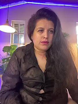 Snapshot of Andrea_secret_ chatting on June 6, 2026, 2:00 pm Andrea secret online show from June 6, 2026, 2:00 pm