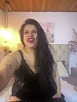 Snapshot of Andrea_secret_ chatting on July 15, 2026, 1:40 pm Andrea secret online show from July 15, 2026, 1:40 pm