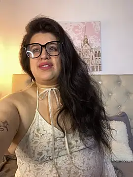 Snapshot of Andrea_secret_ chatting on July 19, 2026, 2:03 pm Andrea secret online show from July 19, 2026, 2:03 pm