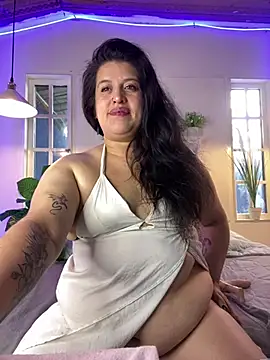 Snapshot of Andrea_secret_ chatting on June 9, 2026, 2:29 pm Andrea secret online show from June 9, 2026, 2:29 pm