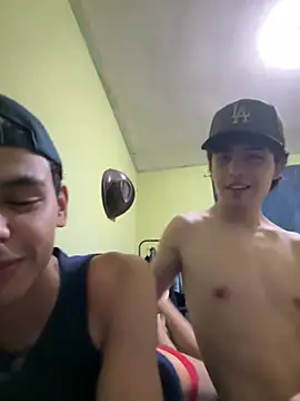 hotttboyyy18 online show from July 18, 2026, 9:40 am