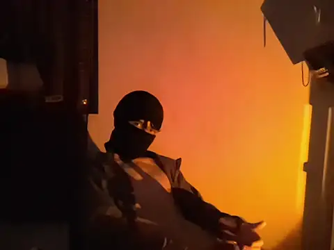 hotttboyyy18 online show from February 4, 2026, 9:04 am