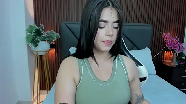 charlote rossee online show from October 7, 2025, 1:39 am