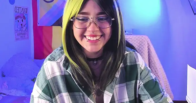 NekoWaifu online show from November 14, 2025, 1:59 pm