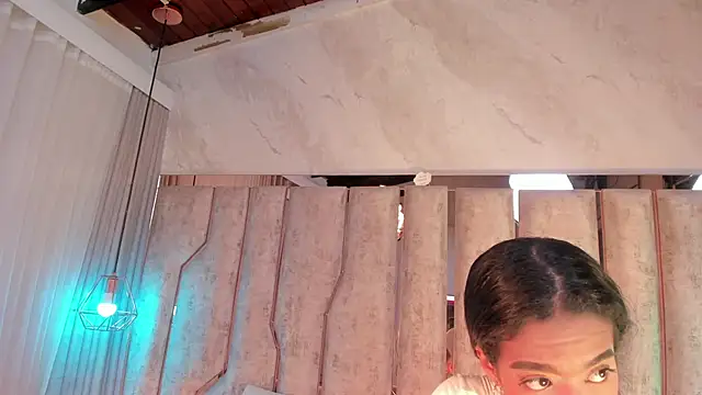 Snapshot of paulina_cano chatting on March 14, 2026, 3:23 am paulina cano online show from March 14, 2026, 3:23 am