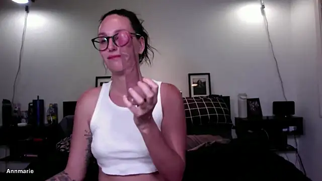 annmarieferrara online show from March 13, 2026, 2:38 am