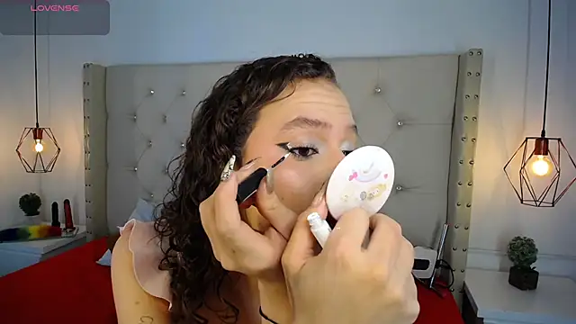 bycandy  online show from December 17, 2025, 2:00 pm