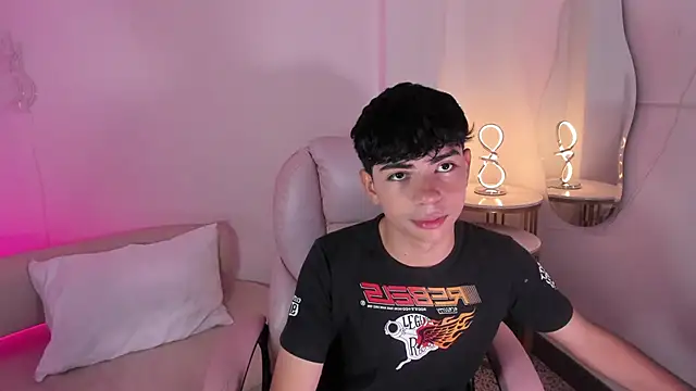 Peter chase online show from September 25, 2025, 7:31 pm