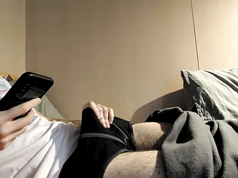 Snapshot of Young_StallioN_ chatting on October 16, 2025, 1:08 pm Young StallioN online show from October 16, 2025, 1:08 pm