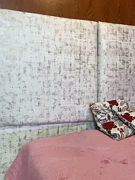 Ambersfoxx online show from October 17, 2025, 11:45 am