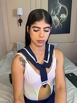 Snapshot of Ambersfoxx chatting on July 4, 2026, 10:03 pm Ambersfoxx online show from July 4, 2026, 10:03 pm
