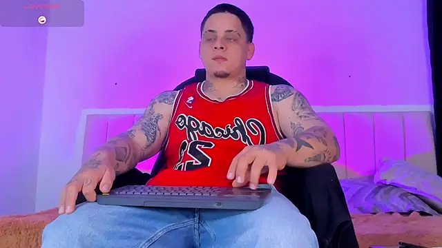 denis munera online show from September 22, 2025, 10:54 am