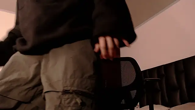 Snapshot of jaico_santos chatting on December 17, 2025, 10:59 pm jaico santos online show from December 17, 2025, 10:59 pm