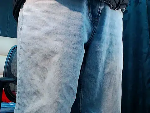 Snapshot of jaico_santos chatting on October 13, 2025, 11:05 pm jaico santos online show from October 13, 2025, 11:05 pm